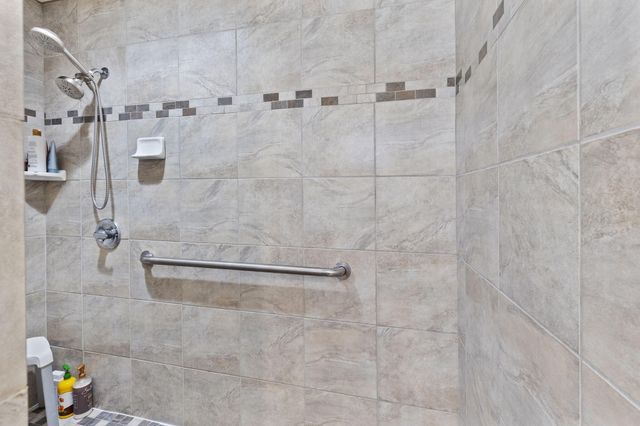 101 Cedar Ridge Terrace, Rogue River, OR 97537