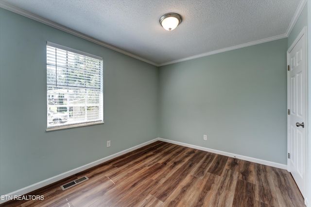 5620 Karen Drive, Knoxville, TN 37918