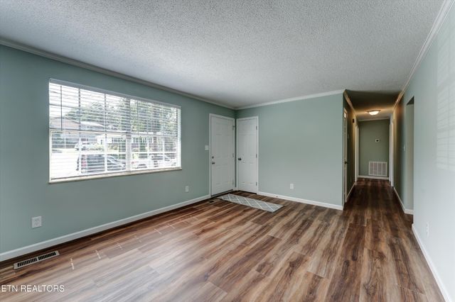 5620 Karen Drive, Knoxville, TN 37918