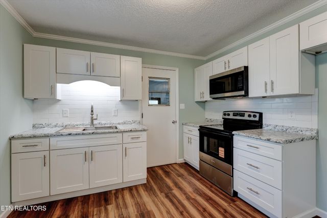 5620 Karen Drive, Knoxville, TN 37918