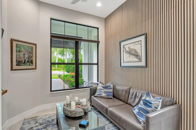 13726 Artisan Circle, Palm Beach Gardens, FL 33418