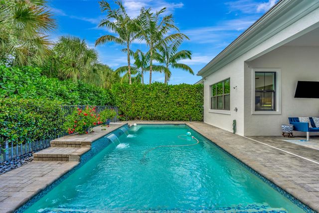 13726 Artisan Circle, Palm Beach Gardens, FL 33418