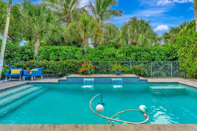 13726 Artisan Circle, Palm Beach Gardens, FL 33418