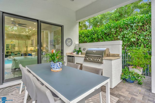 13726 Artisan Circle, Palm Beach Gardens, FL 33418