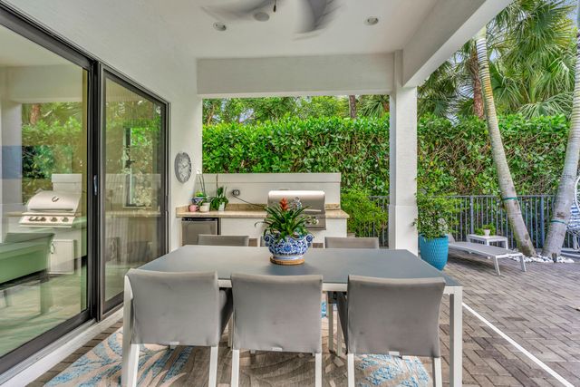 13726 Artisan Circle, Palm Beach Gardens, FL 33418