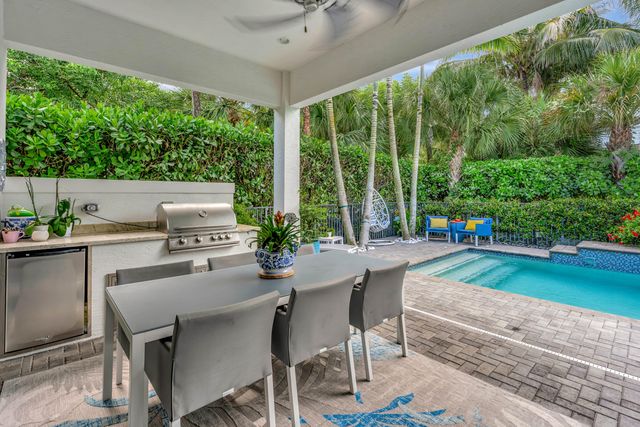 13726 Artisan Circle, Palm Beach Gardens, FL 33418