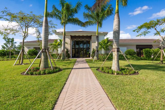 13726 Artisan Circle, Palm Beach Gardens, FL 33418