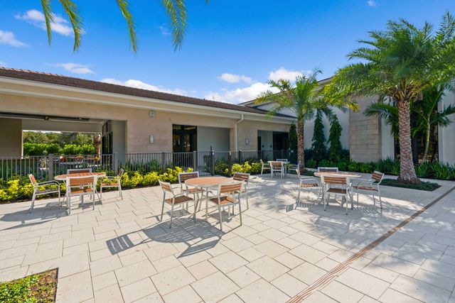 13726 Artisan Circle, Palm Beach Gardens, FL 33418