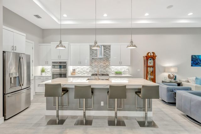 13726 Artisan Circle, Palm Beach Gardens, FL 33418