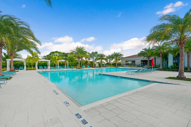 13726 Artisan Circle, Palm Beach Gardens, FL 33418