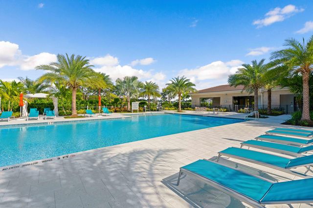 13726 Artisan Circle, Palm Beach Gardens, FL 33418