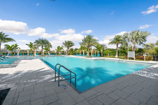 13726 Artisan Circle, Palm Beach Gardens, FL 33418