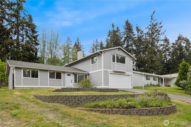 5807 141st Street SW, Edmonds, WA 98026