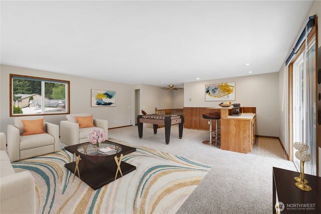 5807 141st Street SW, Edmonds, WA 98026