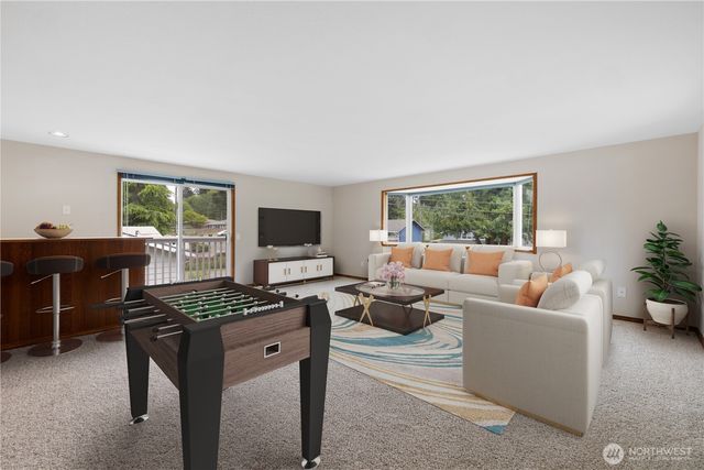 5807 141st Street SW, Edmonds, WA 98026