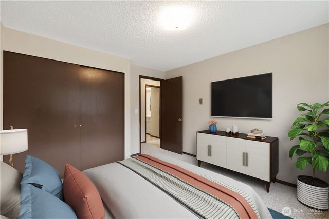 5807 141st Street SW, Edmonds, WA 98026