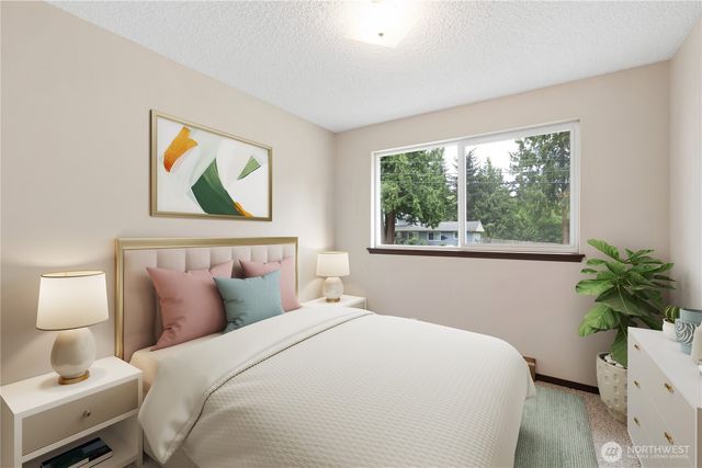 5807 141st Street SW, Edmonds, WA 98026