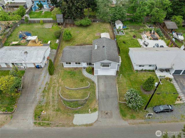 5807 141st Street SW, Edmonds, WA 98026