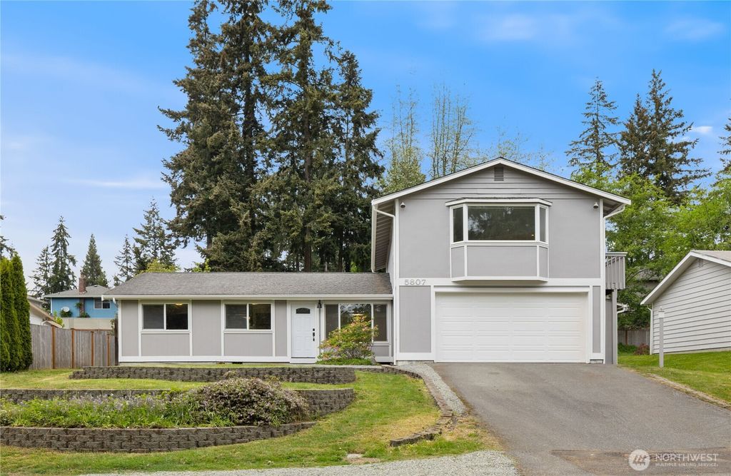 5807 141st Street SW, Edmonds, WA 98026