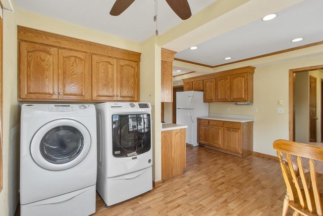 327 N Main Street, Pardeeville, WI 53954