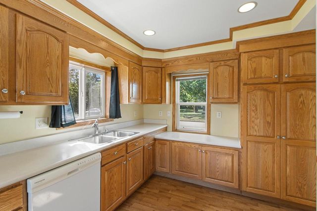 327 N Main Street, Pardeeville, WI 53954