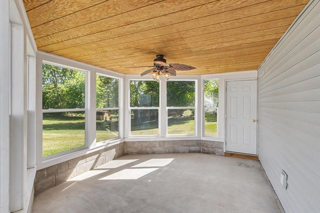 327 N Main Street, Pardeeville, WI 53954
