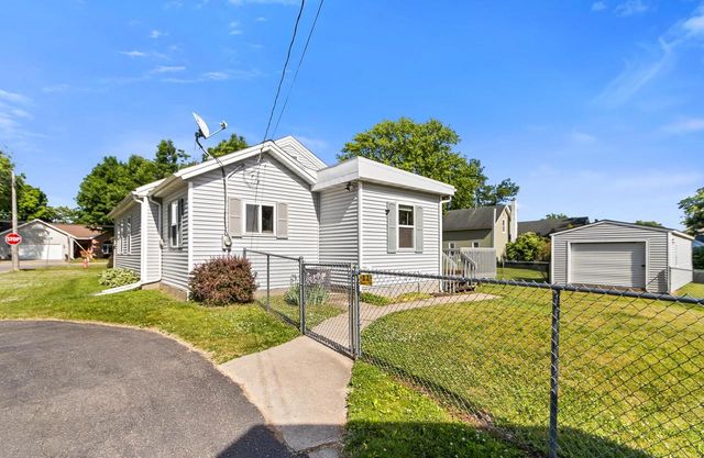 327 N Main Street, Pardeeville, WI 53954