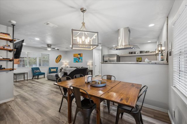 4247 River Oaks DR, Kingsland, TX 78639