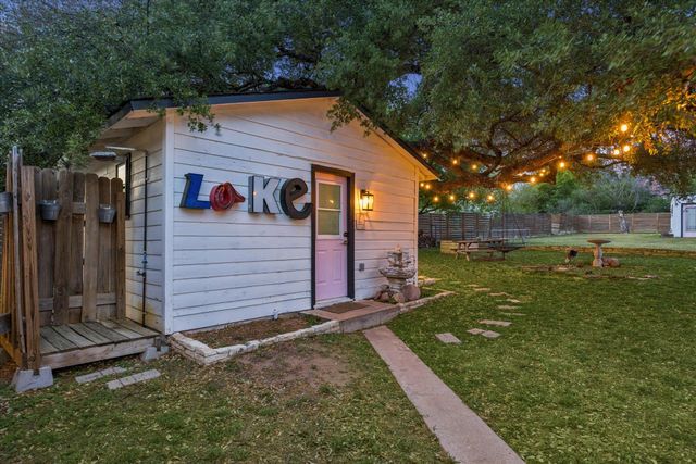 4247 River Oaks DR, Kingsland, TX 78639