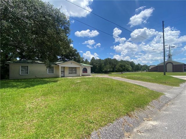 5990 Theodore Dawes Road, Theodore, AL 36582