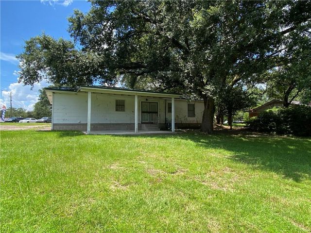5990 Theodore Dawes Road, Theodore, AL 36582