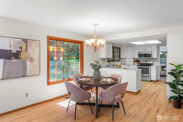 858 Illahee Drive, Fox Island, WA 98333