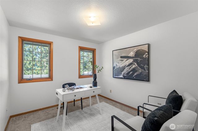 858 Illahee Drive, Fox Island, WA 98333