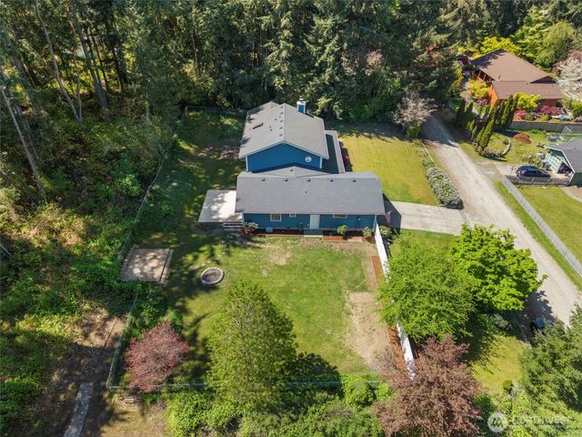858 Illahee Drive, Fox Island, WA 98333