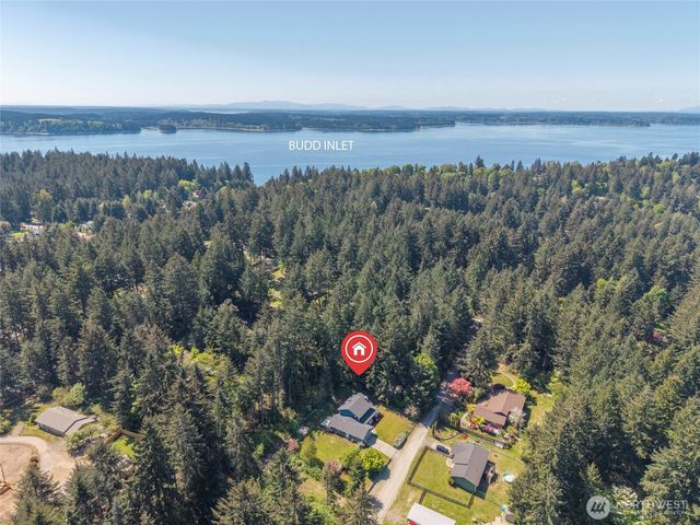 858 Illahee Drive, Fox Island, WA 98333