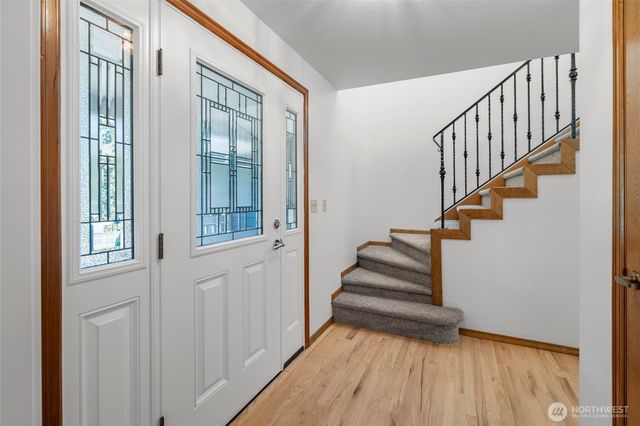 858 Illahee Drive, Fox Island, WA 98333