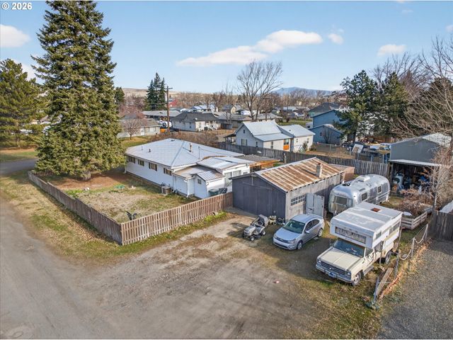 204 LAKE Ave, La Grande, OR 97850