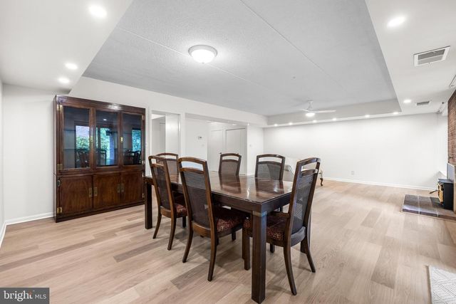 15 OAKRIDGE CT, Lutherville Timonium, MD 21093