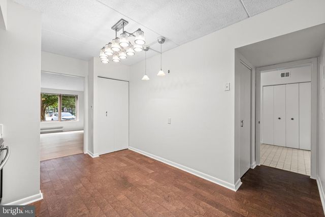 15 OAKRIDGE CT, Lutherville Timonium, MD 21093