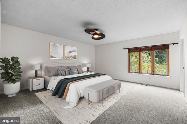 15 OAKRIDGE CT, Lutherville Timonium, MD 21093