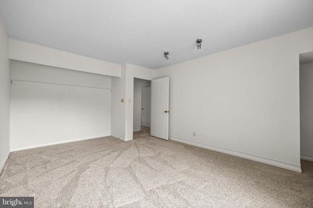 15 OAKRIDGE CT, Lutherville Timonium, MD 21093