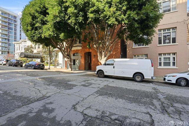 1760 Pacific Avenue 4, San Francisco, CA 94109