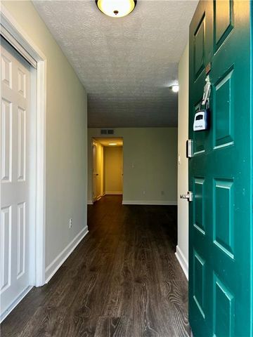 308 Wynnes Ridge SE Circle, Marietta, GA 30067