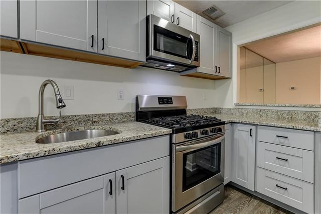 308 Wynnes Ridge SE Circle, Marietta, GA 30067