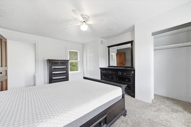 135 High St, Findlay Twp, PA 15126