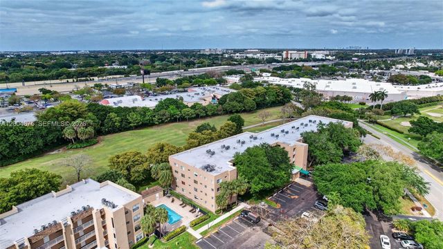 9470 Tangerine Pl 105, Davie, FL 33324