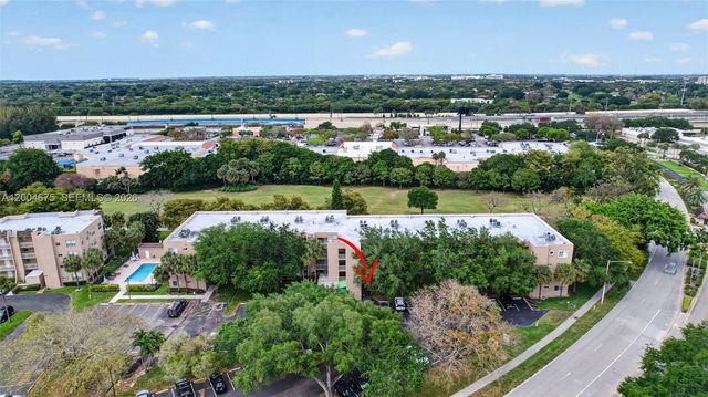 9470 Tangerine Pl 105, Davie, FL 33324