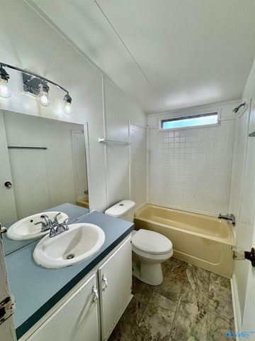 254 Shiloh Road N, Hazel Green, AL 35750