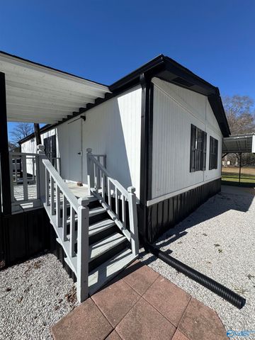 254 Shiloh Road N, Hazel Green, AL 35750