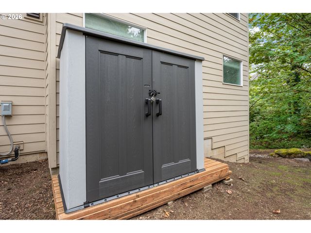 8129 Se 145TH Ct, Portland, OR 97236